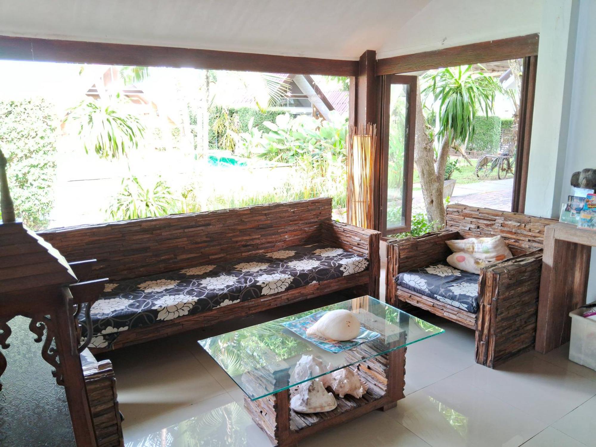 At Samui Haus Hotel Lipa Noi Exterior photo